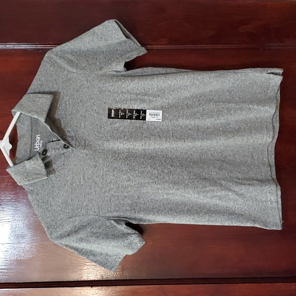 NWT ..Boys gray urban pipeline shirt small